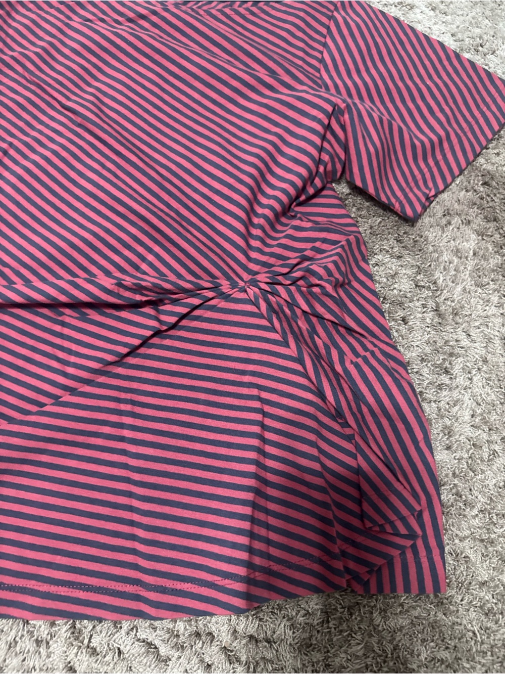 Damson Madderreece tee - red stripe
reece tee - red stripe - Picture 2 of 4
